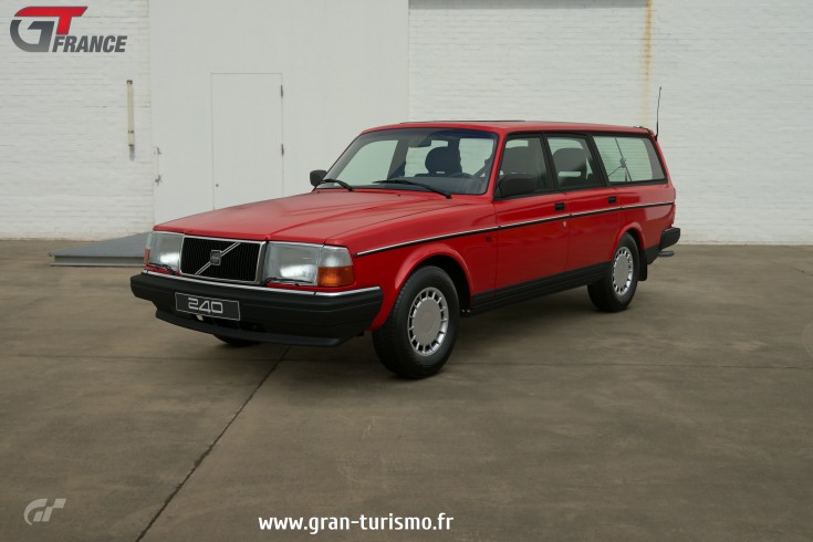 Gran Turismo 7 - Volvo 240 SE Estate '93